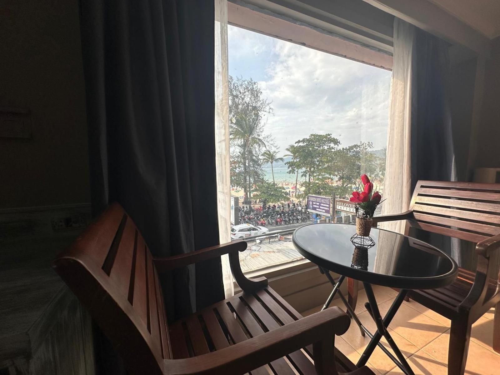 The Taksim Patong Beach Hotel Eksteriør bilde